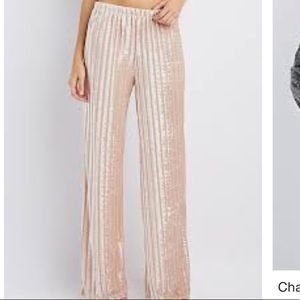 Charlotte Russe BNWT velvet pleated palazzo -L